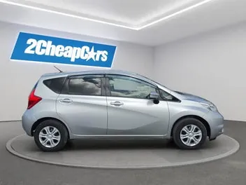 Nissan Note 2016 photo 5