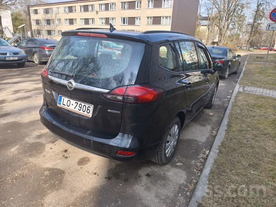 Opel Zafira 2014 photo 2