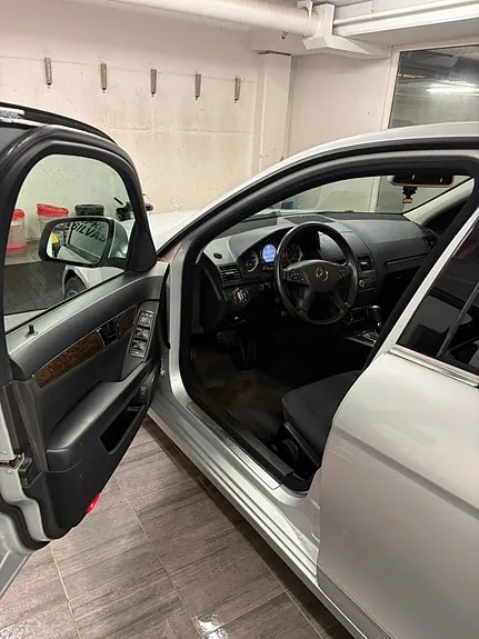 Mercedes-Benz C220 D 2008 photo 4