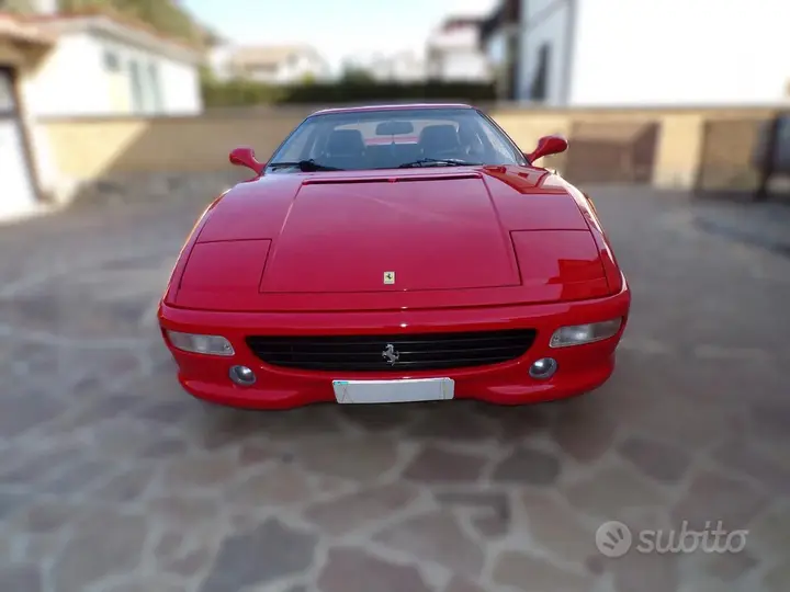 Ferrari F355 1998 photo 3