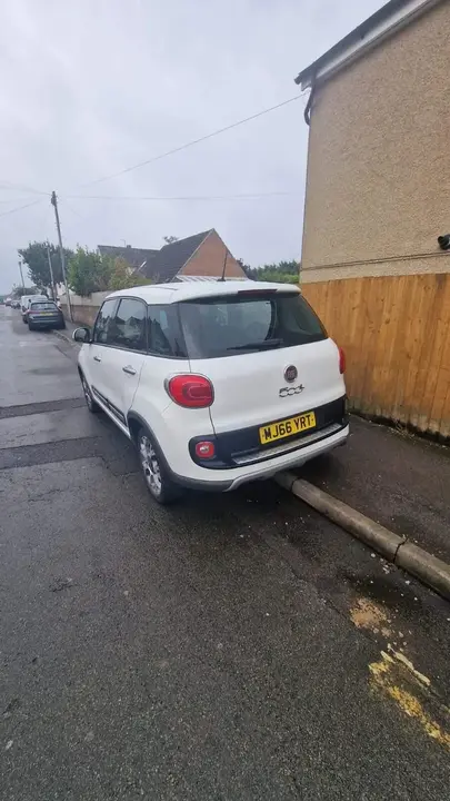 Fiat 500L 2016 photo 2