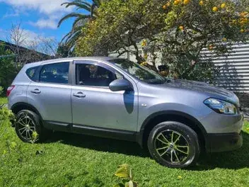 Nissan Qashqai 2012 photo 2