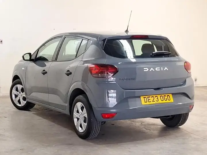 Dacia Sandero 2023 photo 2