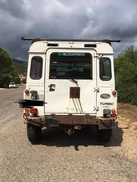 Land Rover Defender 1989 photo 5