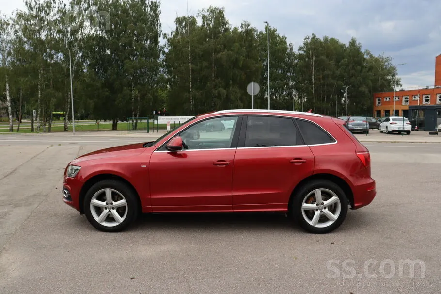 Audi Q5 2009 photo 2
