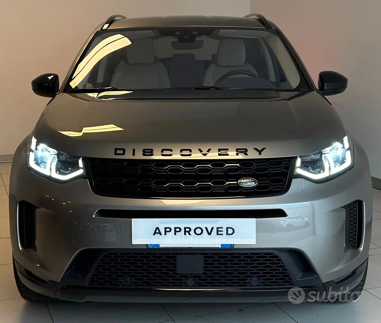 Land Rover Discovery Sport 2020 photo 2