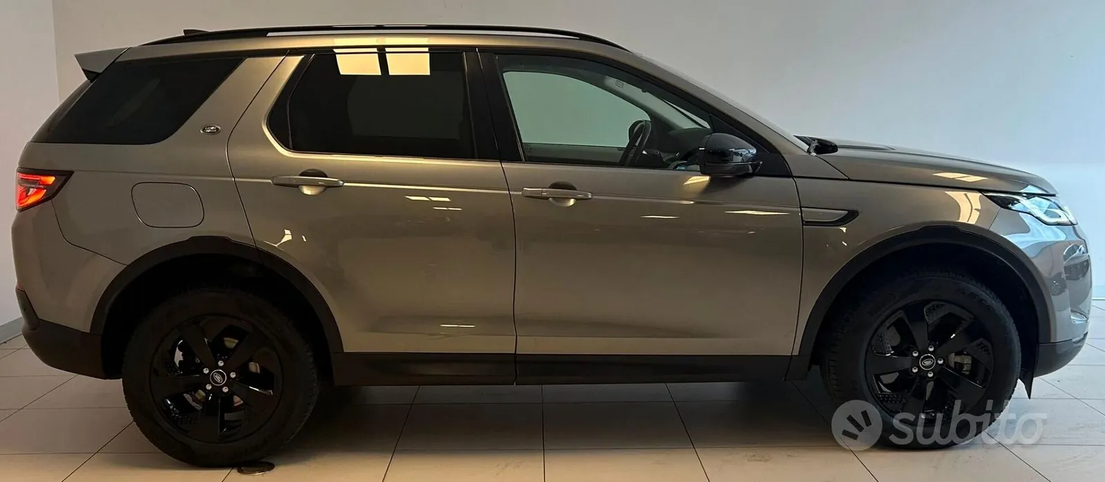 Land Rover Discovery Sport 2020 photo 3