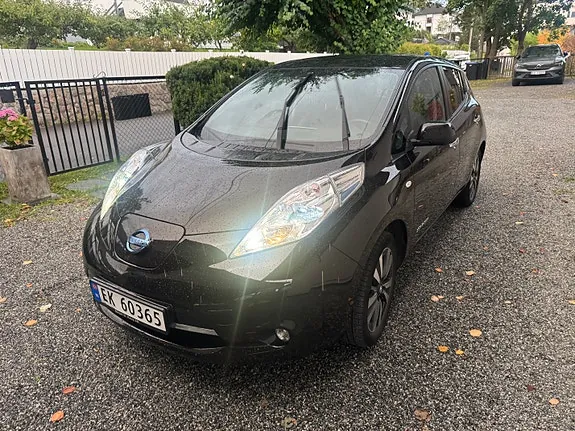 Nissan Leaf 2017 photo 2