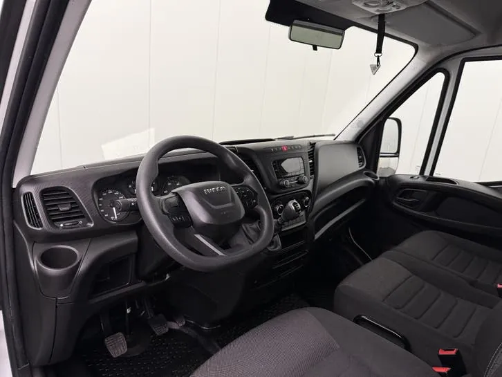 Iveco Daily 2024 photo 3