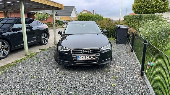 Audi A3 2015 photo 2
