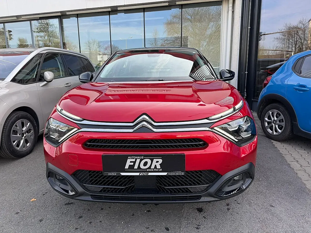 Citroen C4 2024 photo 2