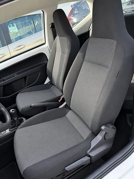 Volkswagen Up 2018 photo 5