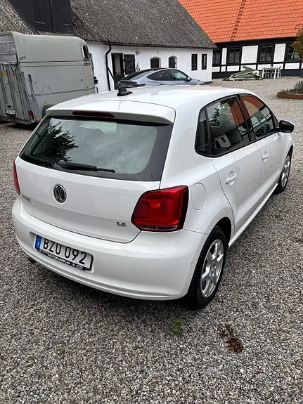 Volkswagen Polo 2014 photo 4
