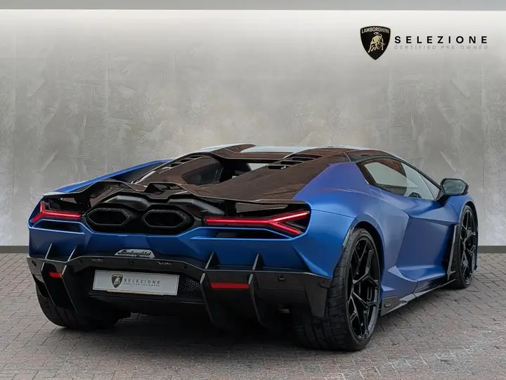 Lamborghini Revuelto 2025 photo 3