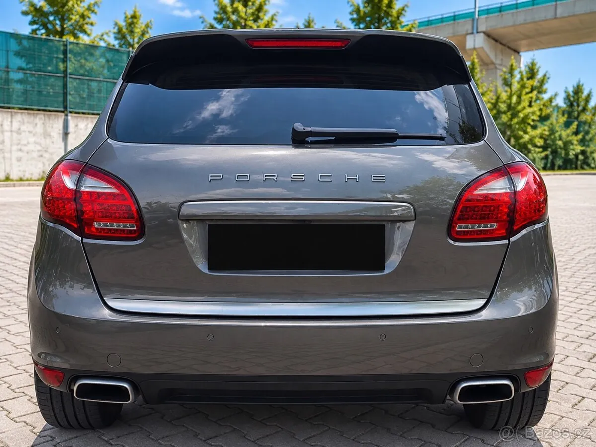 Porsche Cayenne 2012 photo 5