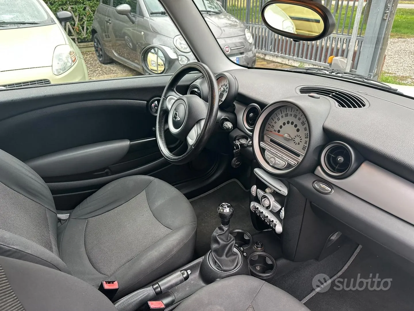 Mini Mini 2010 photo 5