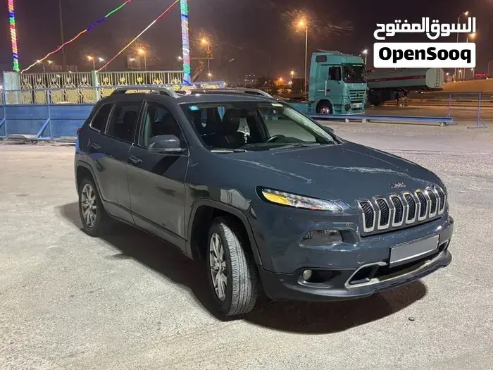 Jeep Cherokee 2018 photo 2