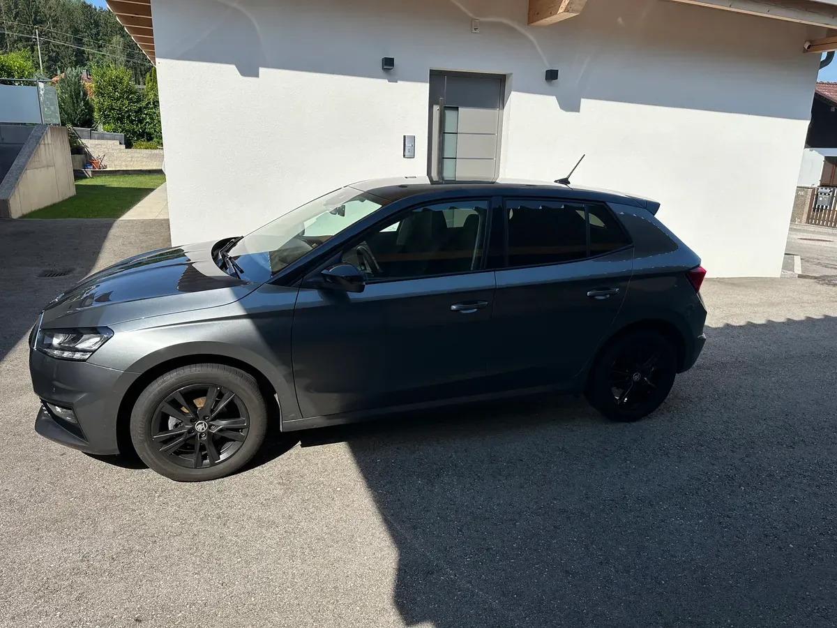 Skoda Fabia 2024 photo 2