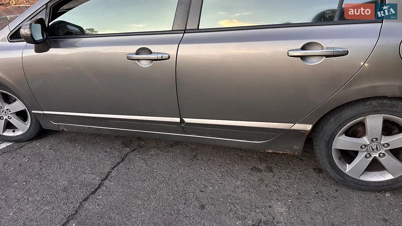Honda Civic 2007 photo 2