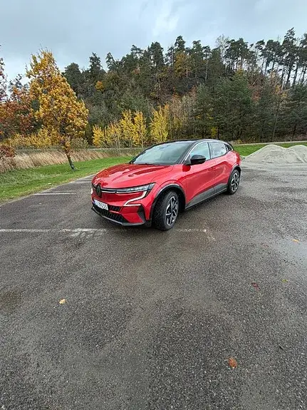 Renault Megane E-Tech 2026 photo 2