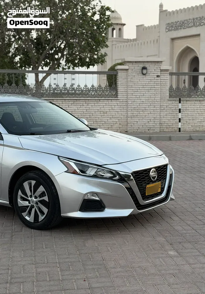 Nissan Altima 2019 photo 3