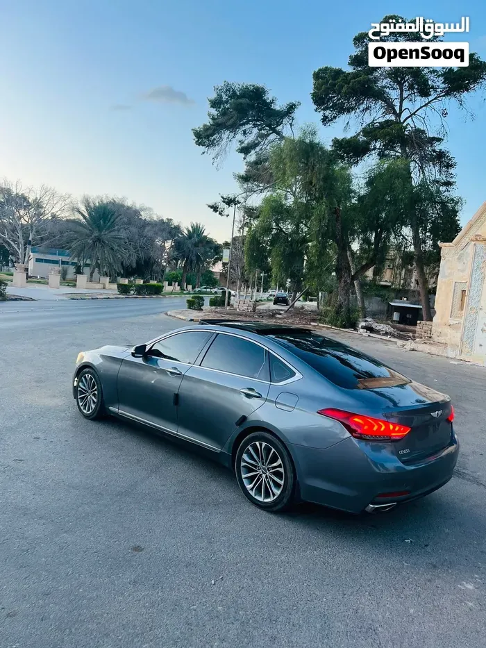 Genesis G80 2017 photo 4
