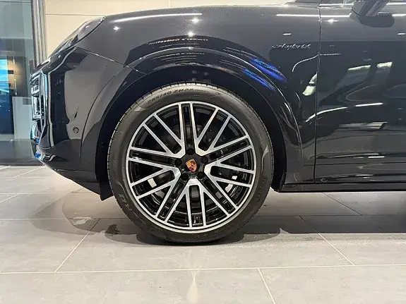 Porsche Cayenne 2026 photo 4