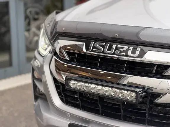 Isuzu D-Max 2023 photo 5