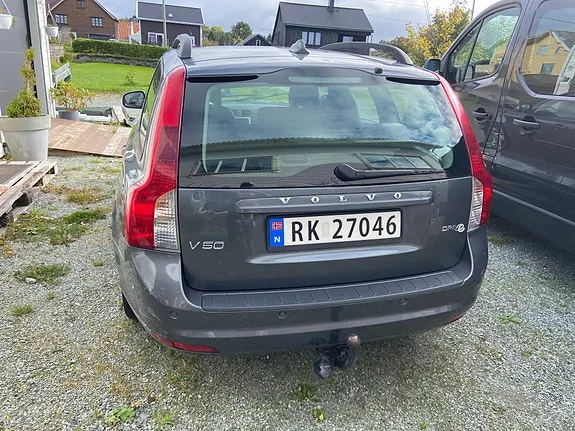 Volvo V50 2011 photo 4