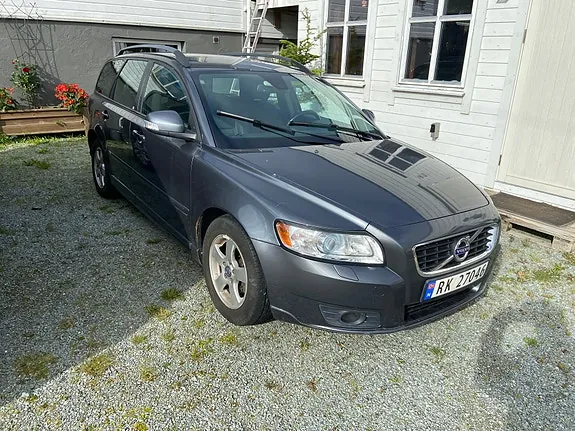 Volvo V50