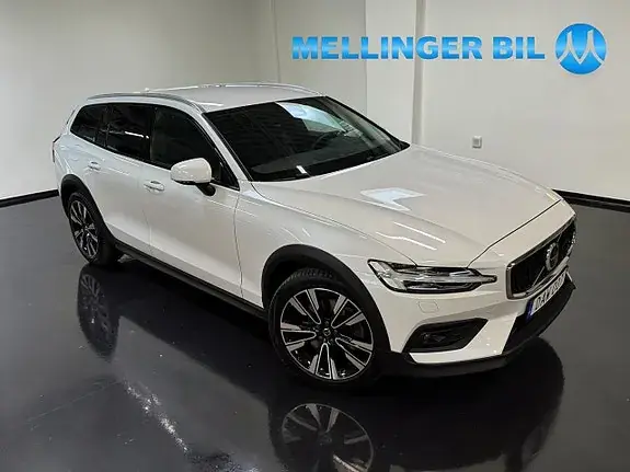 Volvo V60 Cross Country 2023 photo 2