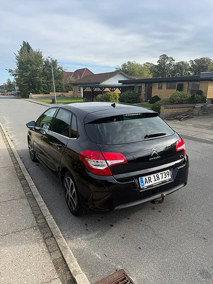Citroen C4 2013 photo 4