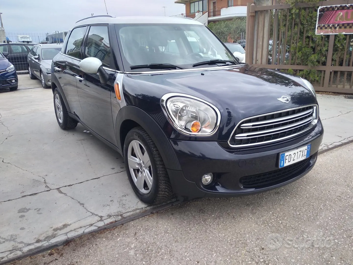 Mini Mini Countryman 2016 photo 3