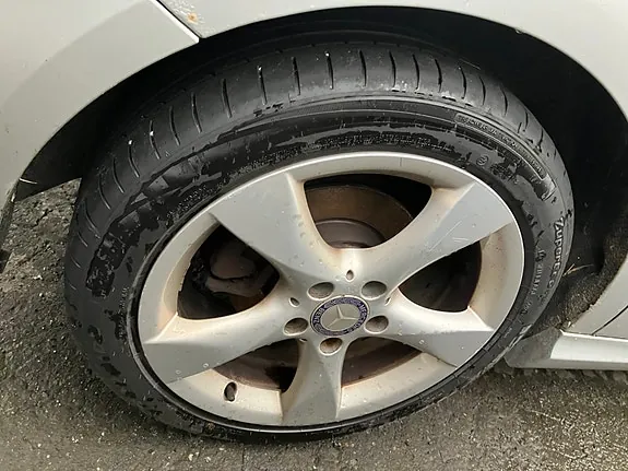 Mercedes-Benz B180 2012 photo 4