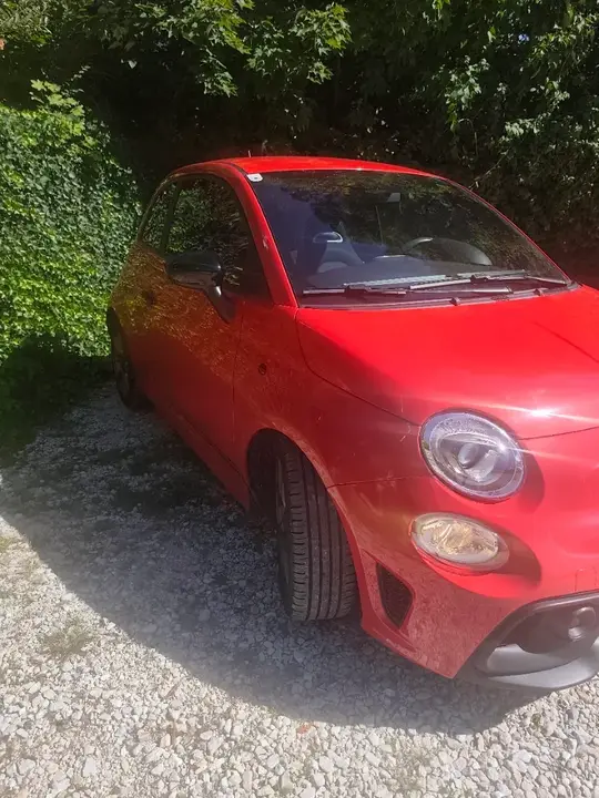Abarth 500 595 2019 photo 2