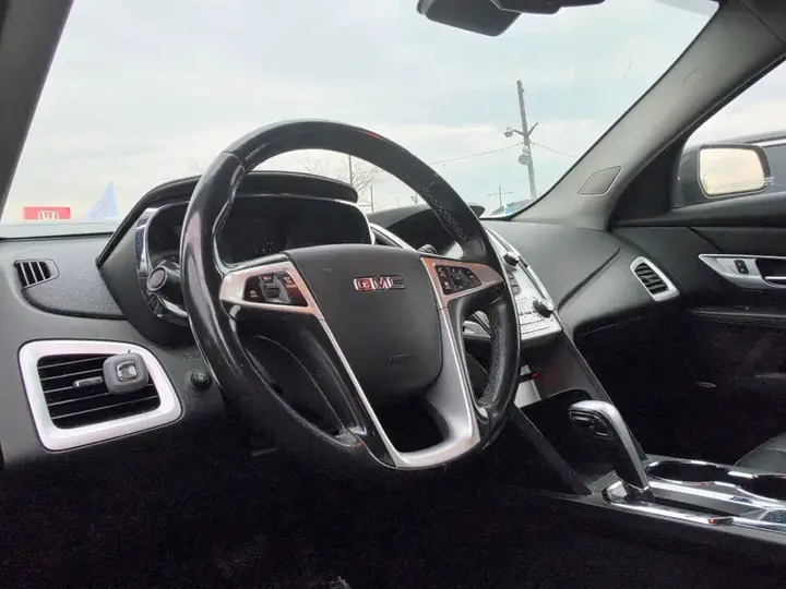 GMC Terrain 2015 photo 3