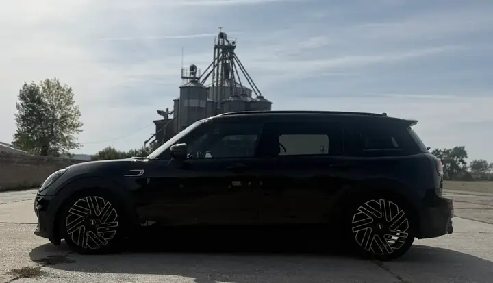 Mini Clubman 2023 photo 2