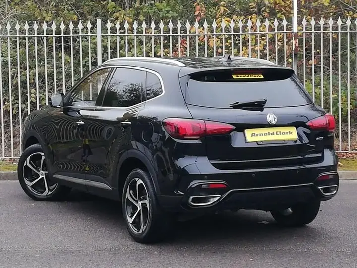 MG Mg Hs 2023 photo 2