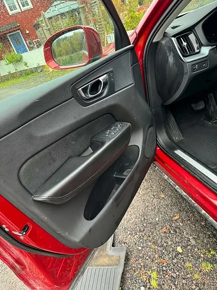 Volvo Xc60 2019 photo 4