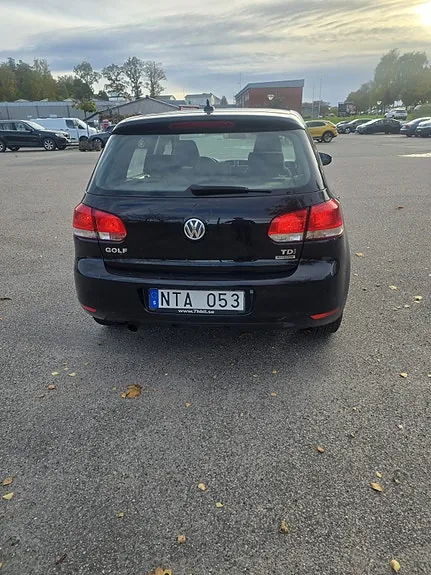 Volkswagen Golf Vi 2011 photo 2
