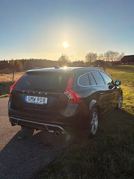 Volvo V60 2011 photo 3