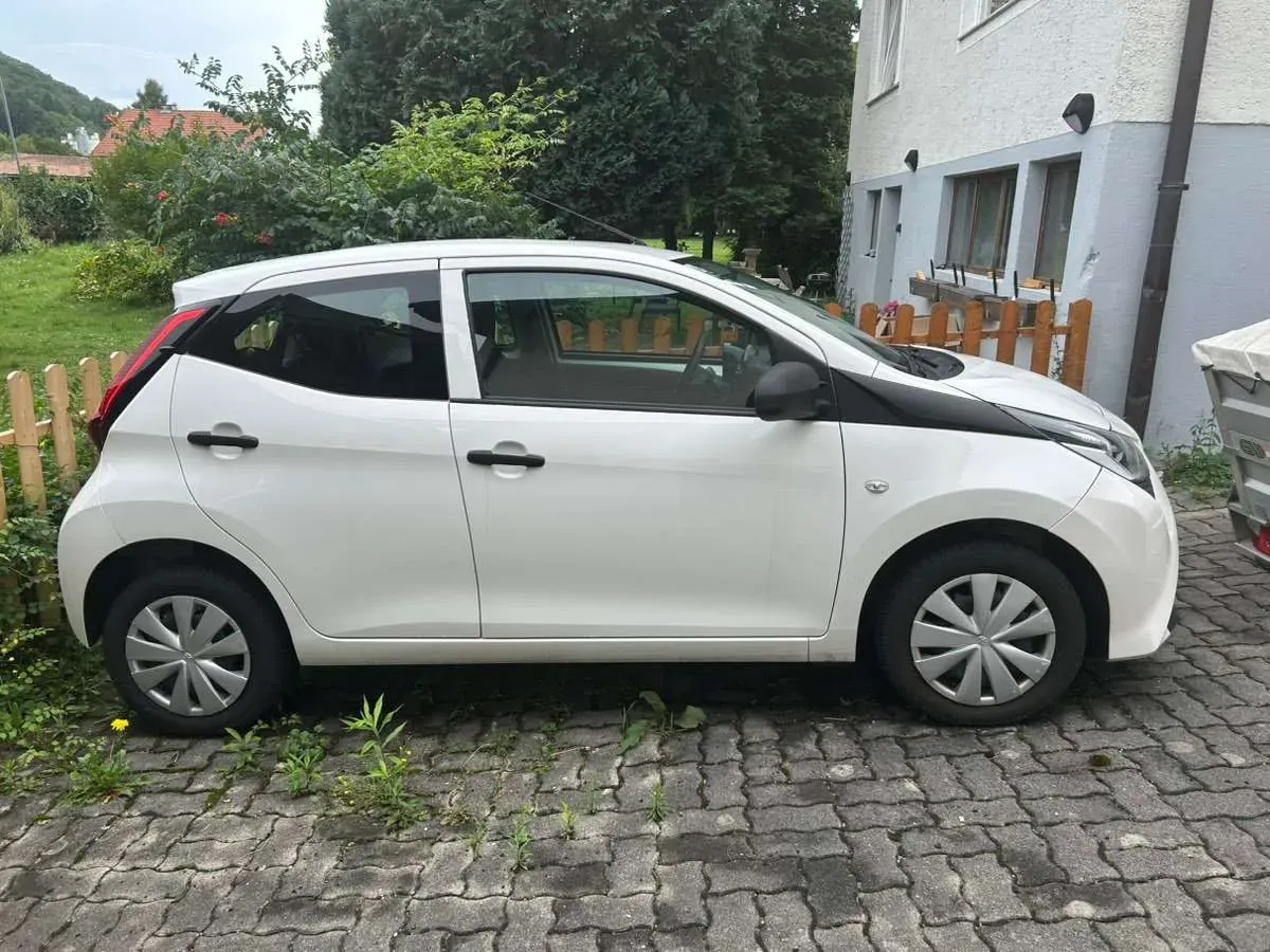 Toyota Aygo 2020 photo 2