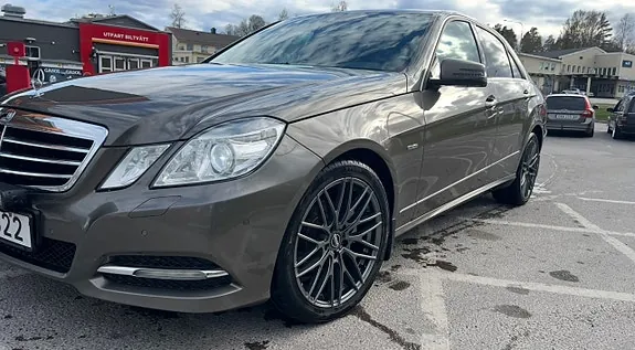 Mercedes-Benz E200 2011 photo 5