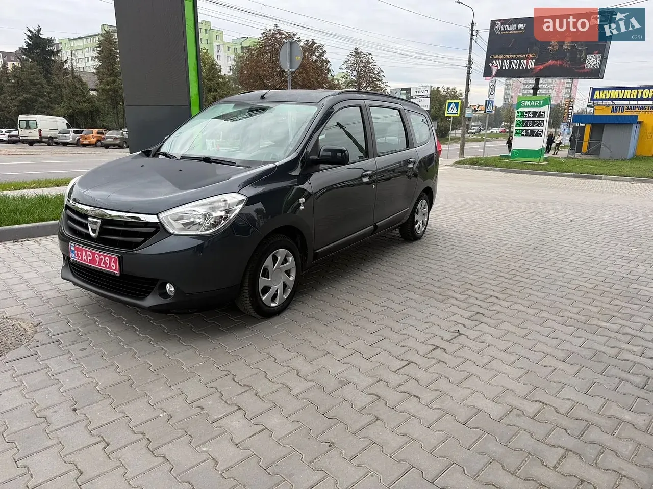 Dacia Lodgy 2013 photo 4