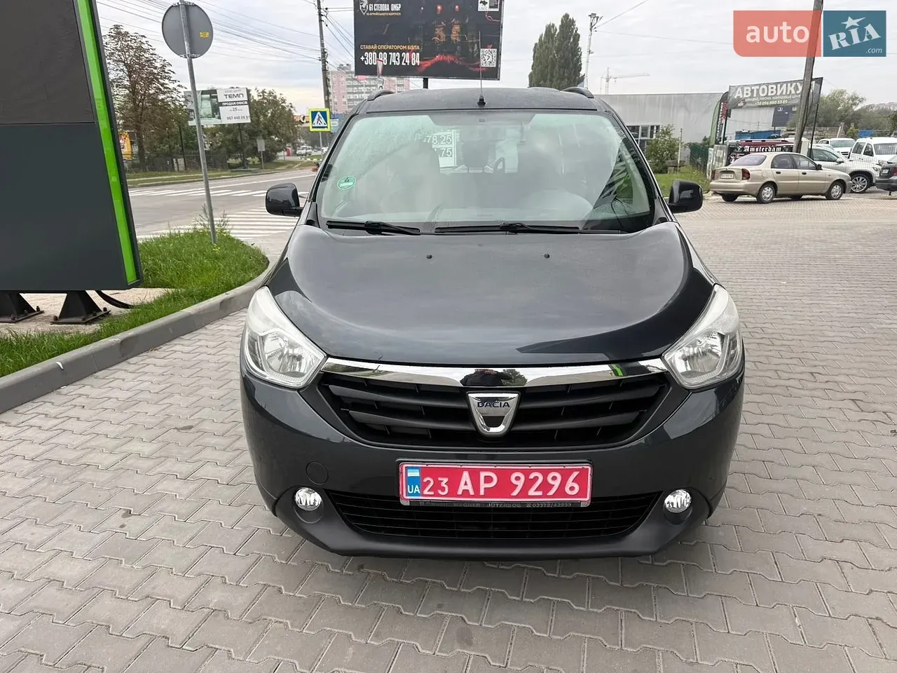Dacia Lodgy 2013 photo 3