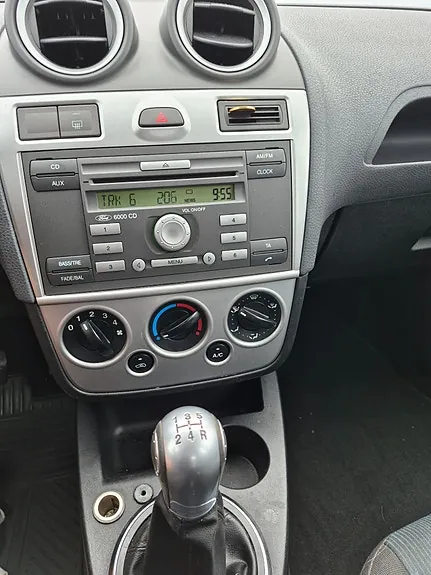 Ford Fiesta 2007 photo 5