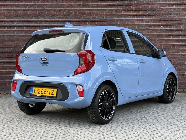 Kia Picanto 2021 photo 2