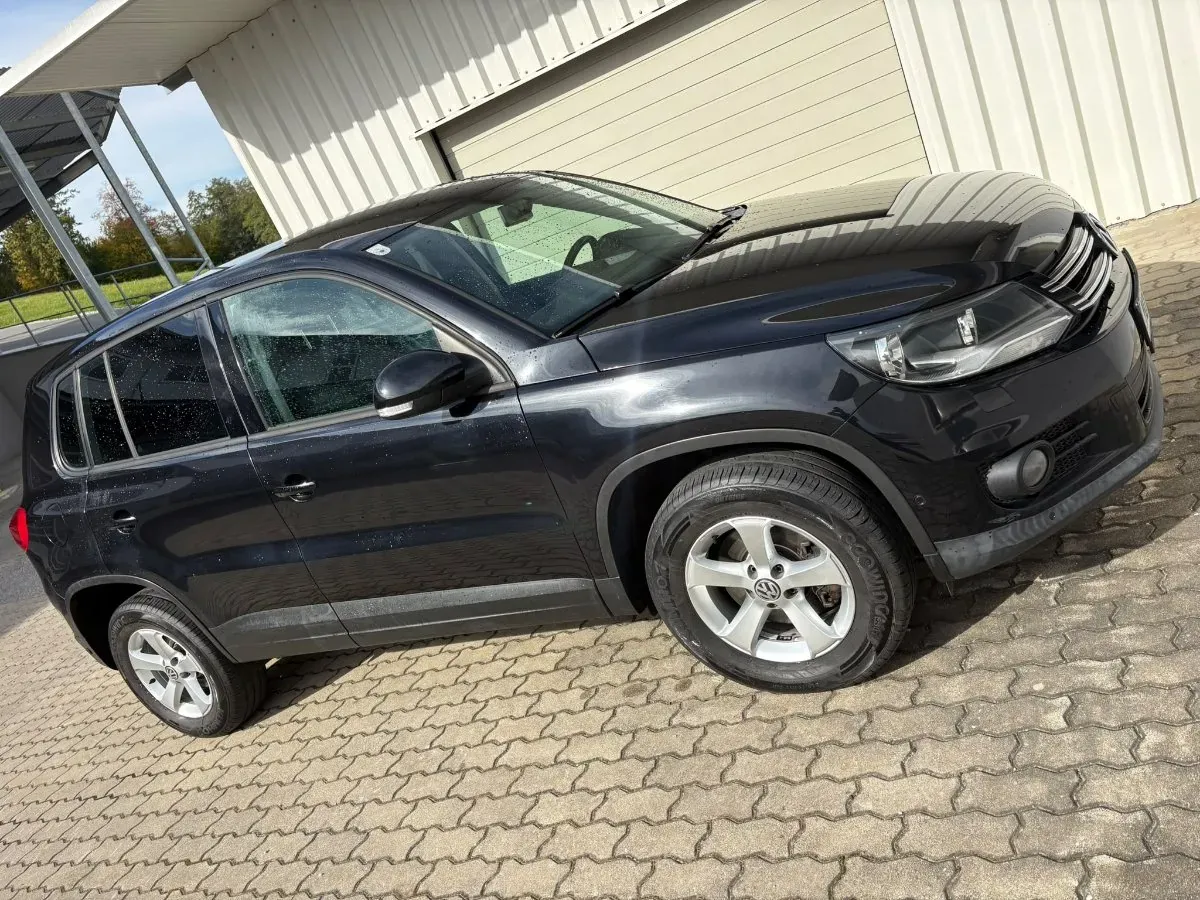 Volkswagen Tiguan 2012 photo 2