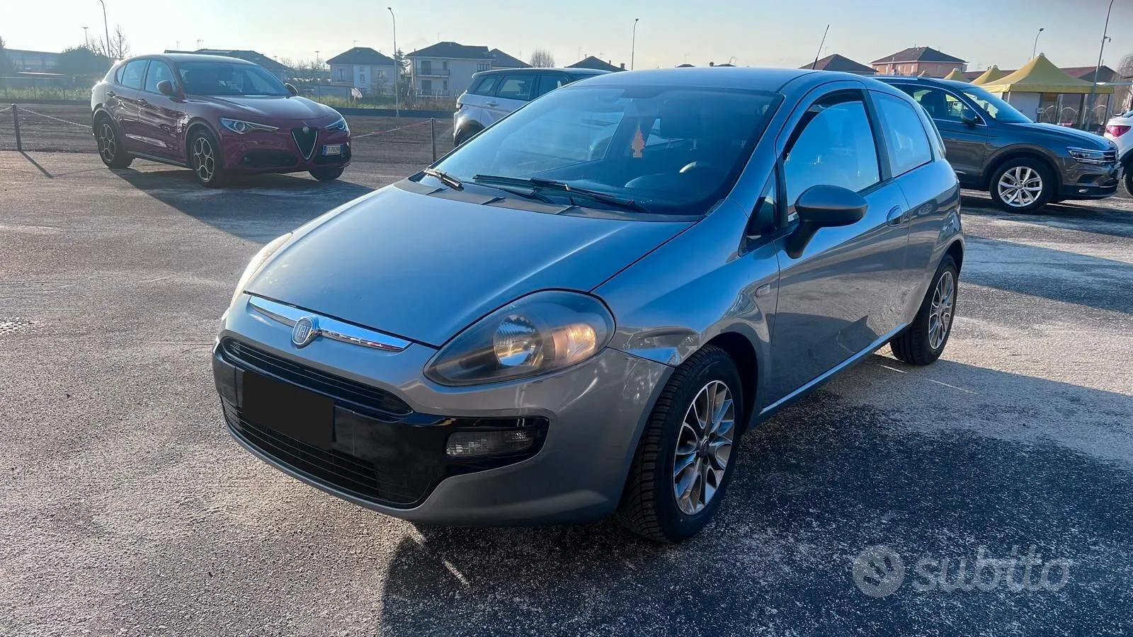 Fiat Punto Evo 2011 photo 2