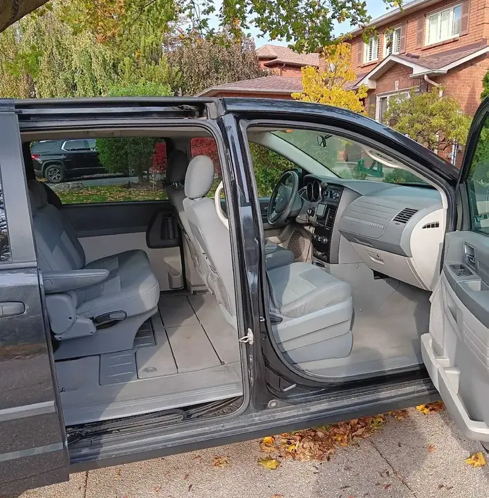 Dodge Grand Caravan 2009 photo 5